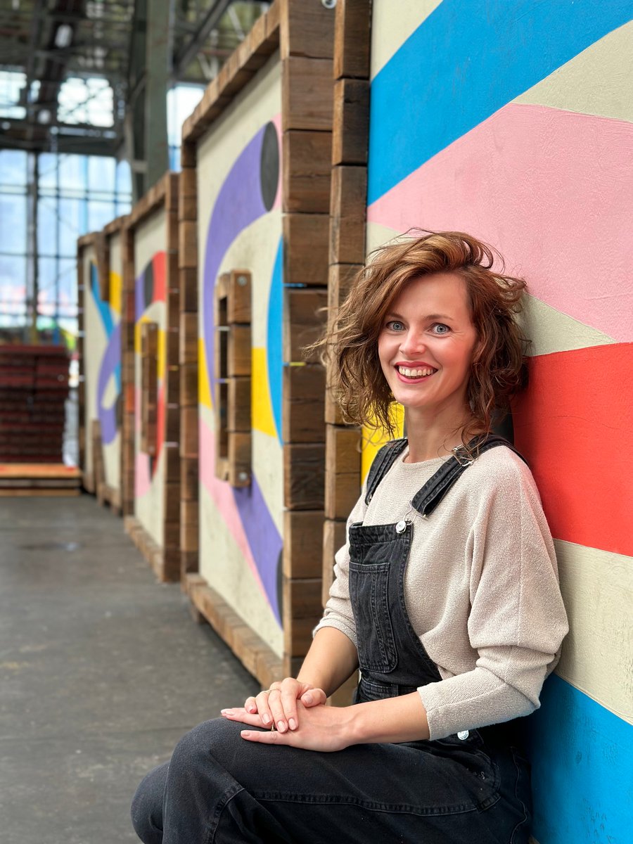 Met veel plezier presenteer ik: de Scientific Pecha Kucha Contest! 

In deze razendsnelle wetenschapsshow delen 6 wetenschappers hun verhaal, en jij doet gratis kennis op. Win-win! 

🗓️ 23 november, 18.30 uur 📍 LAB111, Amsterdam
Claim je ticket hier: studiowetenschap.nl/pechakucha