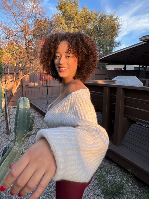 Haha! You're So Funny!😂 https://t.co/O2AyfllUib<a href="/tag/sph"class="tags"><span>#sph</span></a>