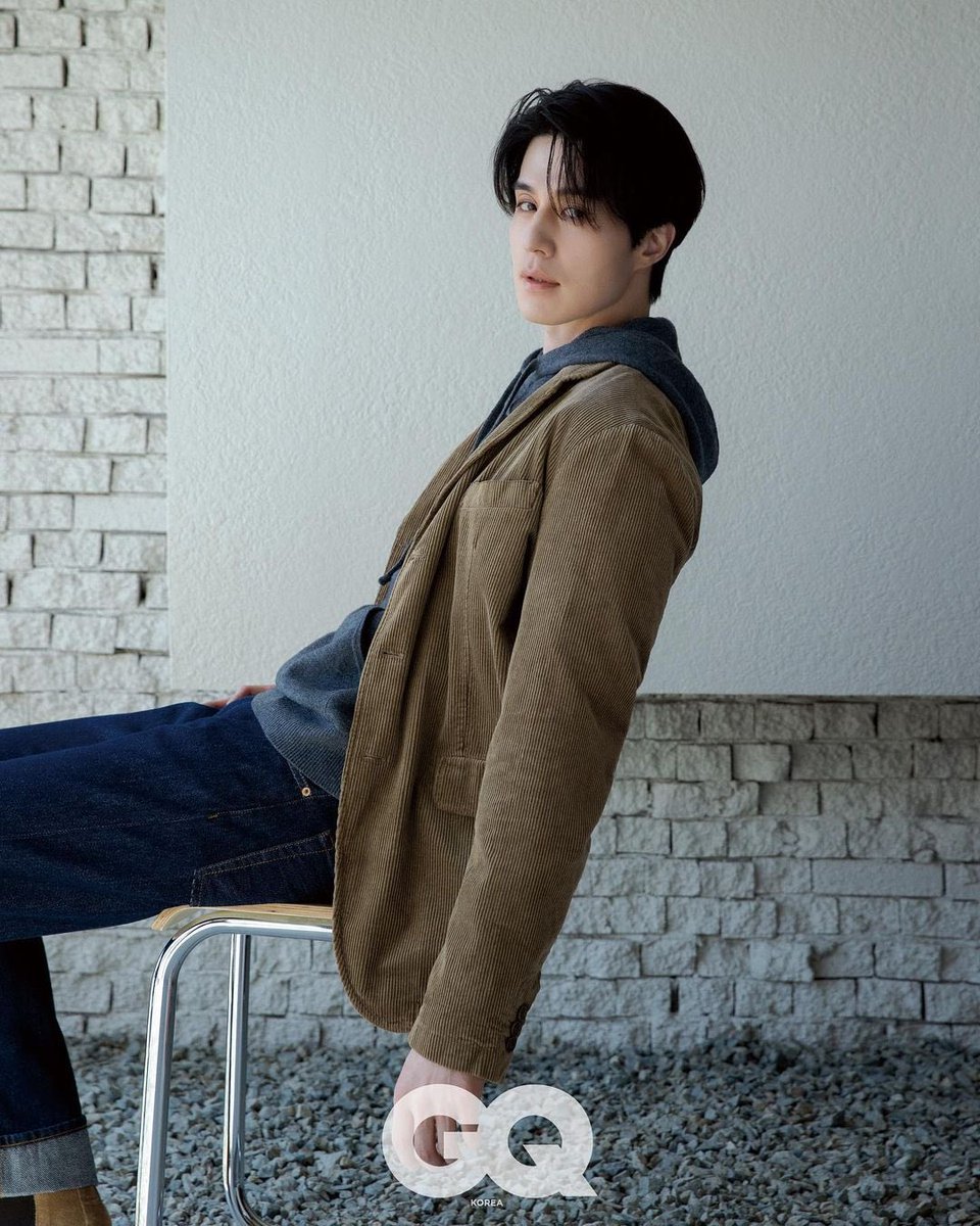 ArabLDW's tweet photo. ๐| #LDW_Magazine
ูู ุฏููุบ ููู ูุตุงูุญ ู
ุฌูุฉ GQ ุงูููุฑูุฉ.
-ูขูจ ุณุจุชู
ุจุฑ ูขู ูขูฃ https://t.co/HPfLDF887h