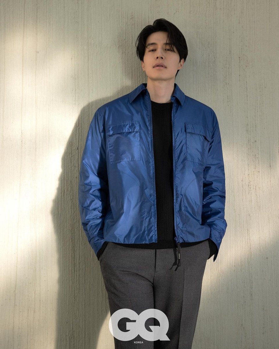 ArabLDW's tweet photo. ๐| #LDW_Magazine
ูู ุฏููุบ ููู ูุตุงูุญ ู
ุฌูุฉ GQ ุงูููุฑูุฉ.
-ูขูจ ุณุจุชู
ุจุฑ ูขู ูขูฃ https://t.co/OLvOfIHYNV