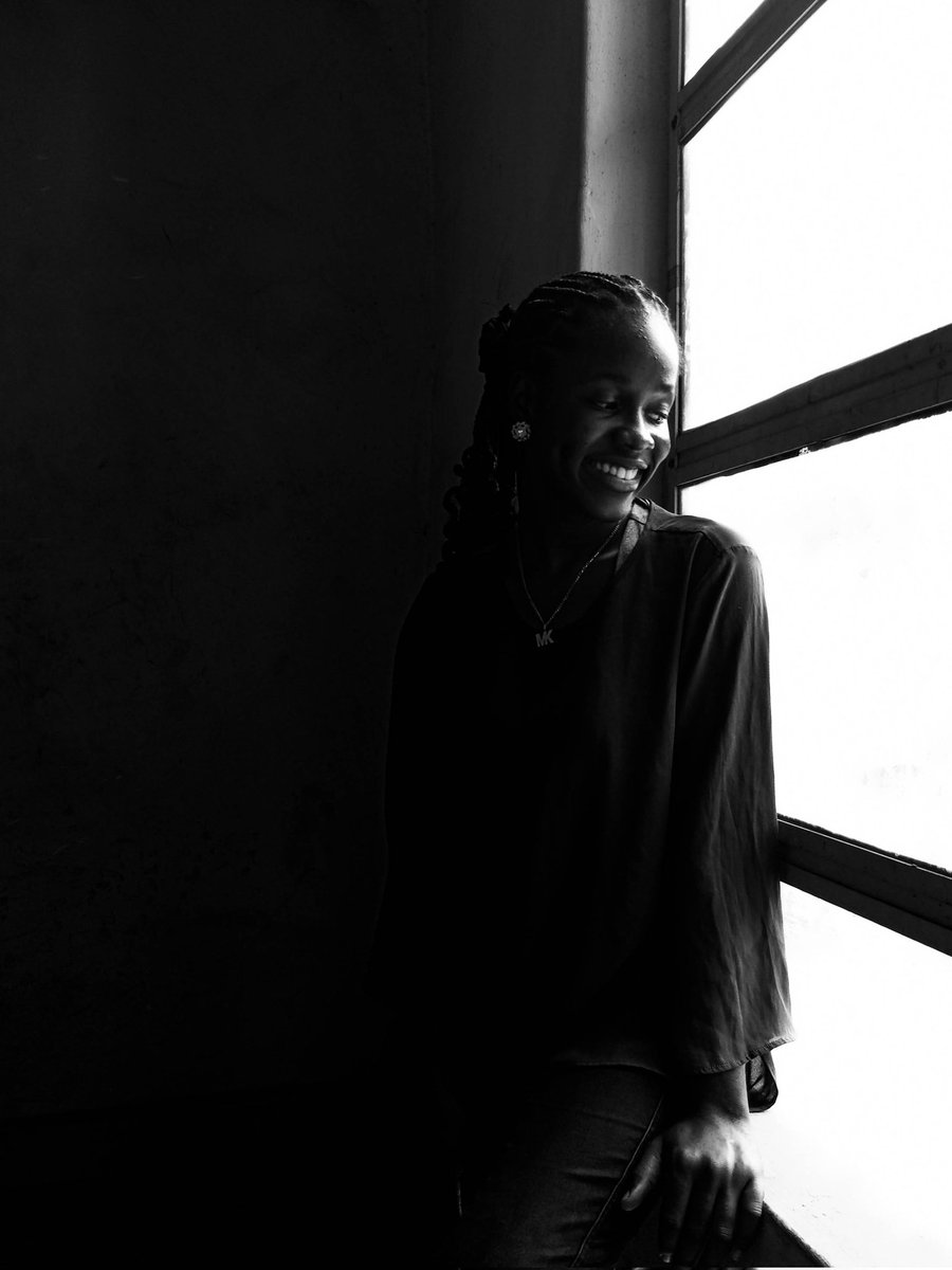 Jimi_Pixels's tweet photo. A picture can never go wrong in Black and White 🖤🤍😊

In frame: Colours of Praise 

#blackandwhitephotography
#remoteshootbyjp
#remoteshoot
#AVeryGoodGirl https://t.co/xyIAqUj89J