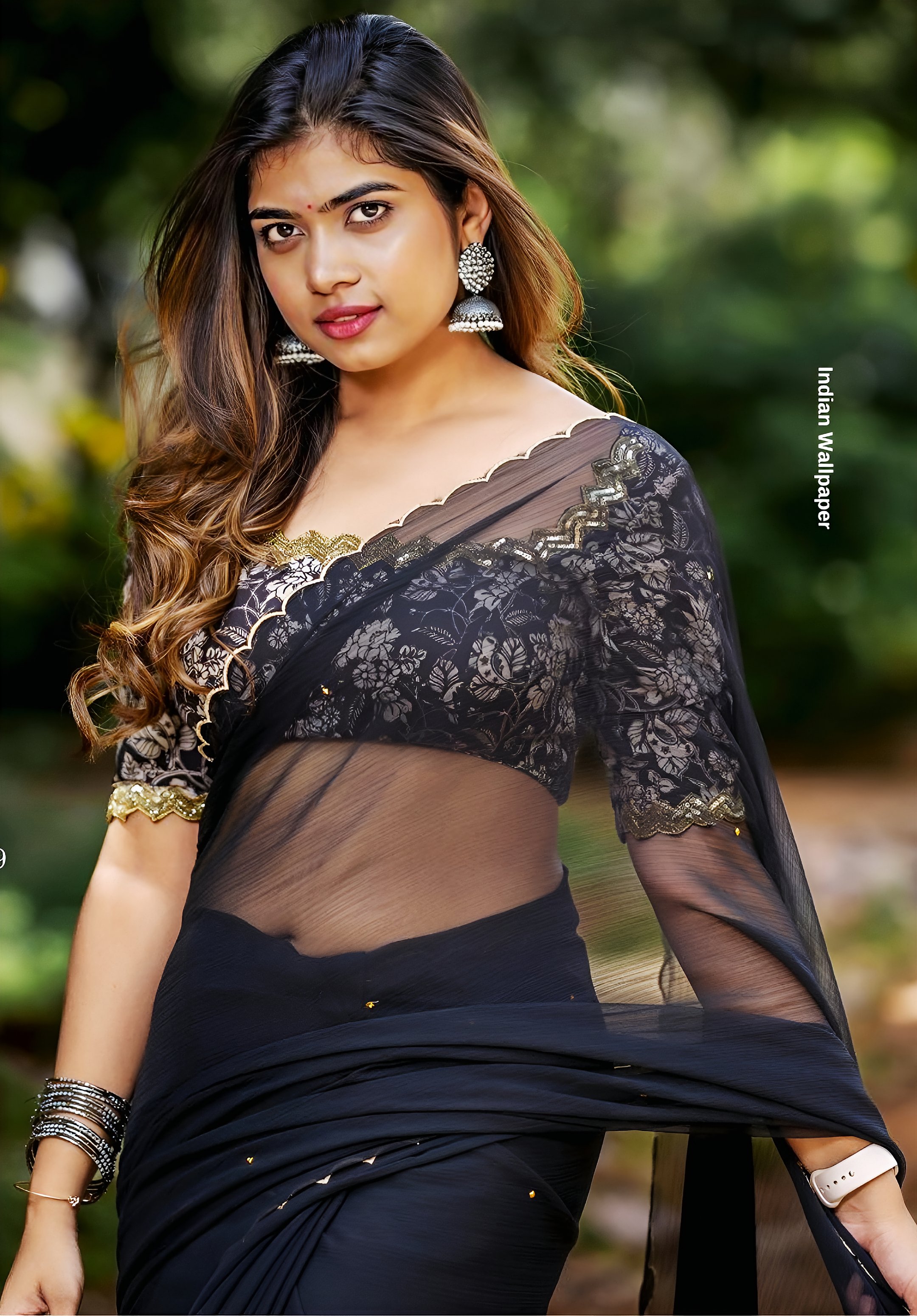 Hot Rithu Chowdary Biography, TV Actress Reethu Chowdary Telugu Hot heroine iiQ8