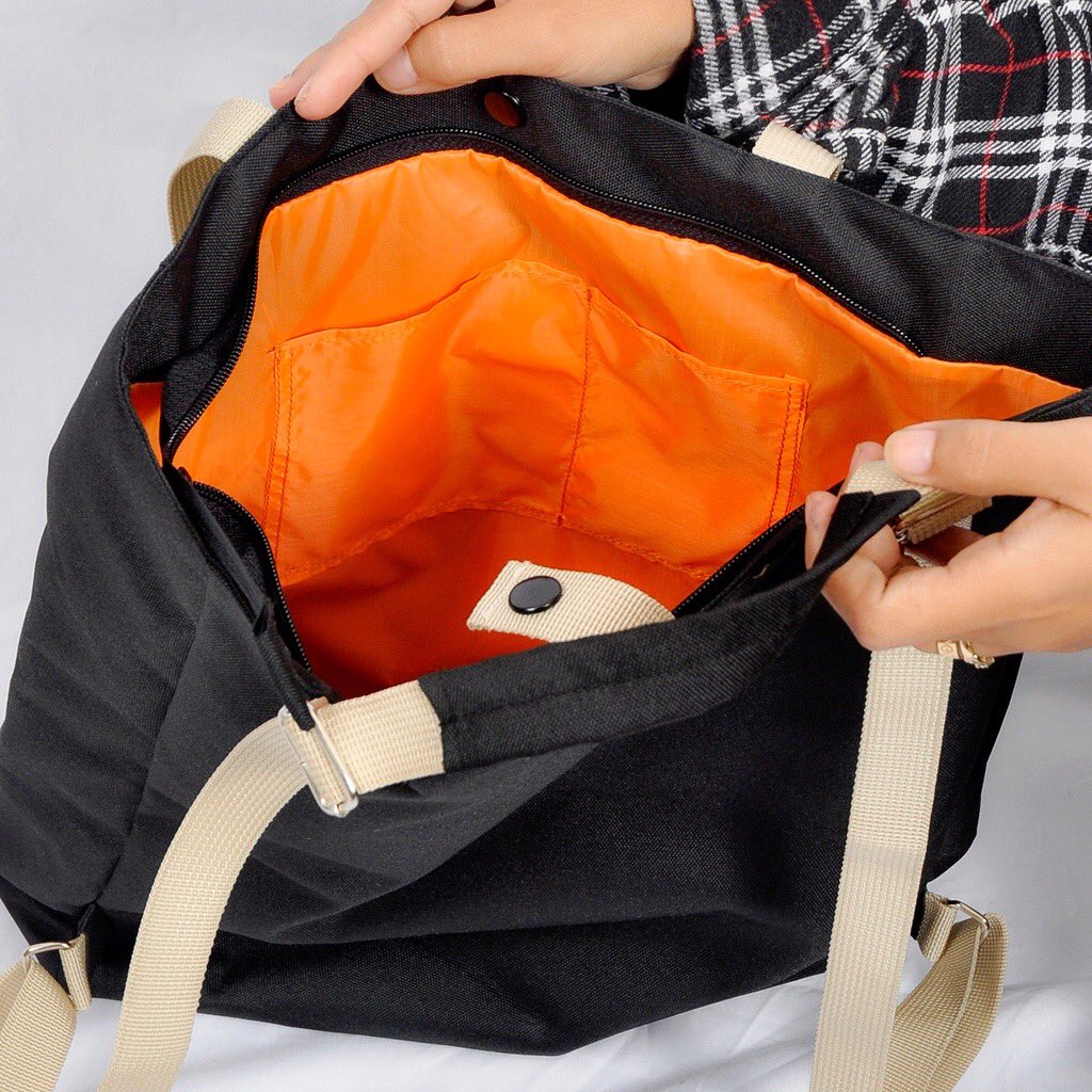 syncsmiles's tweet photo. Tas Totebag Rangkap Backpack Multi fungsi 

Diskon 68%
https://t.co/vAa8oSEZHK https://t.co/V5pevv6bsp