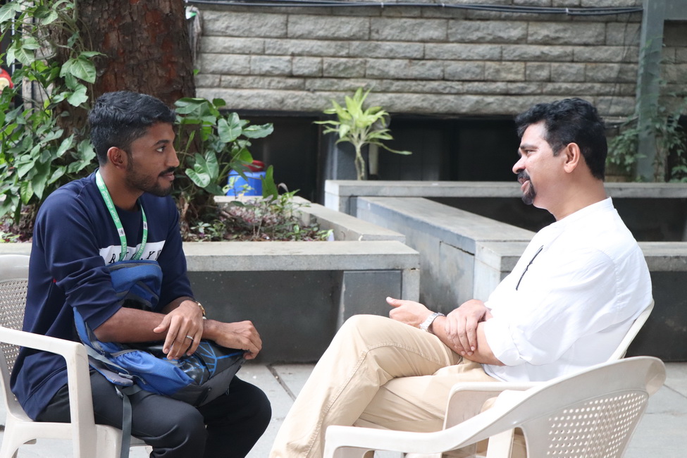 JCSADelhi's tweet photo. An enlightening 'Tea with Jesuits' took place in Bangalore on Sep 26, 2023! The Youth Ministry of Karnataka Province organized this special event at St. Joseph's PU College. It was all about connecting with our young minds &amp; understanding the challenges they face. #TeaWithJesuits https://t.co/4r8ER1dAnz