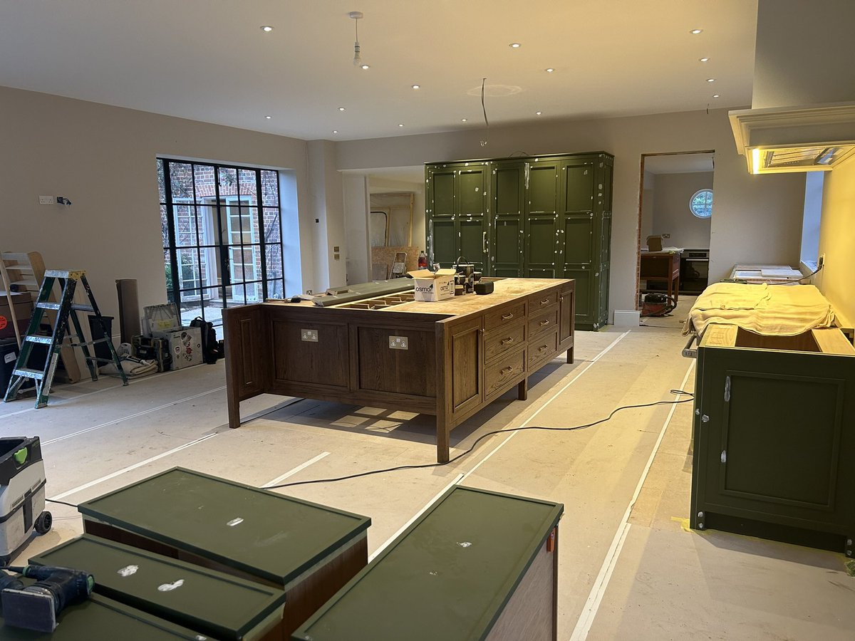 NeilGeraghtyDec's tweet image. A good size island on this one. 

A day of sanding.