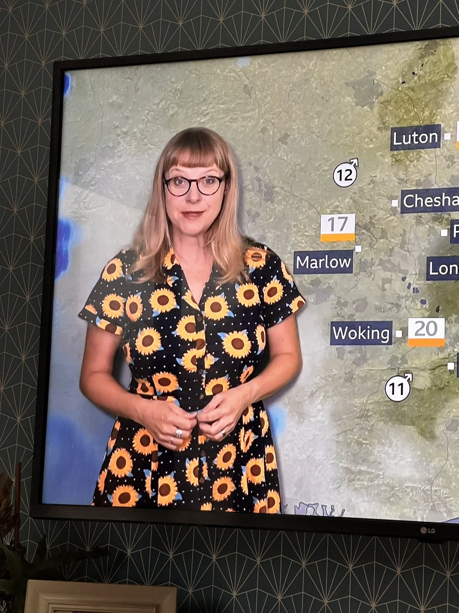 Laura Coyle (@lcoyle_comms) on Twitter photo Looking fabulous today <a href="/Kate_Kinsella/">kate kinsella</a> - as a sunflower lover, I have to ask where you got this amazing dress from?! Looking fabulous today <a href="/Kate_Kinsella/">kate kinsella</a> - as a sunflower lover, I have to ask where you got this amazing dress from?!
