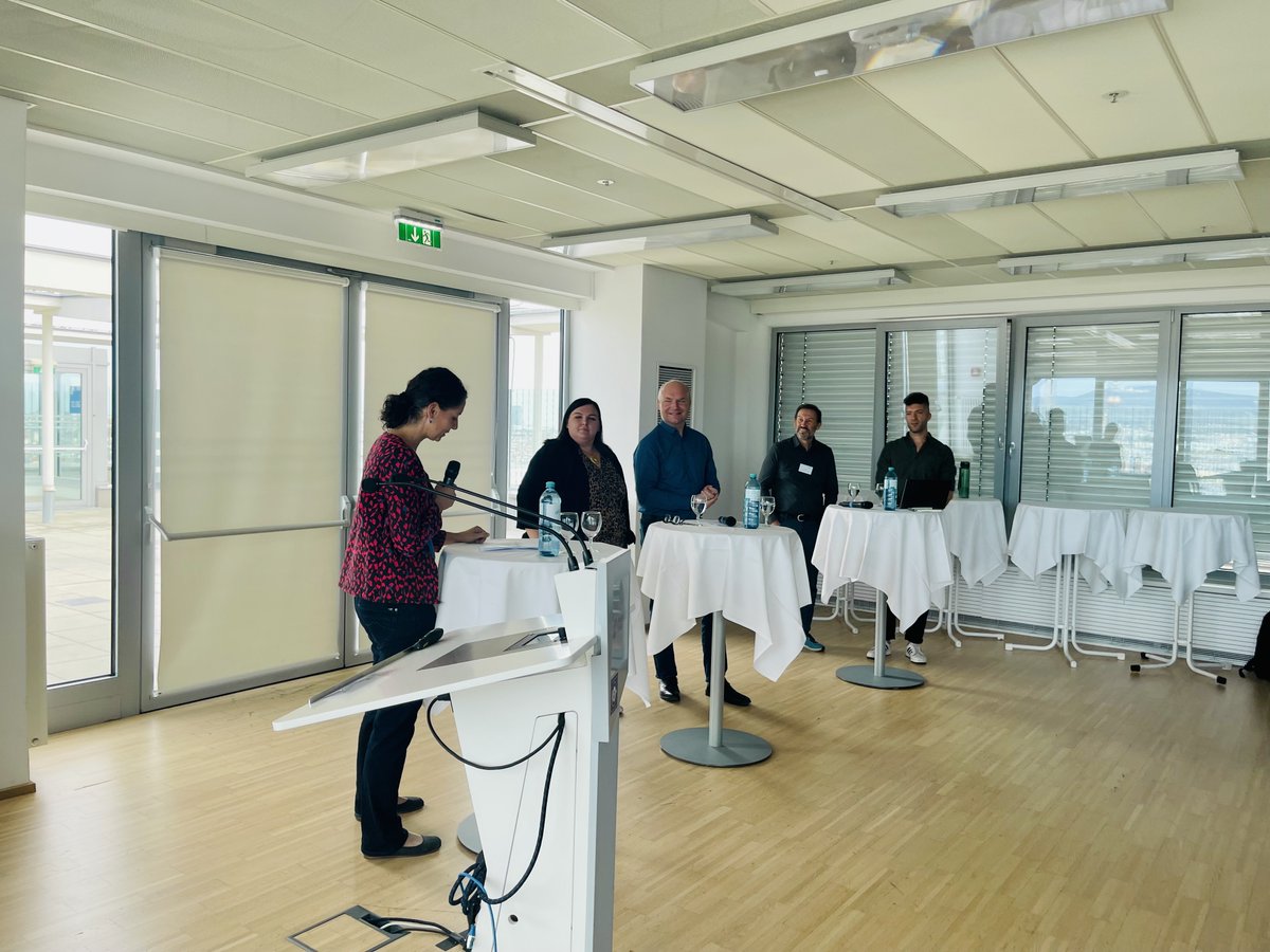 dshcs_univie's tweet photo. Today is the last day of #PhD Orientation Week @univienna A big shout out to Orkideh Badamchian, Bianca Lindorfer, Lisette Schmidt, @LucasZinner &amp; @davidzuser from the Center for Doctoral Studies who organized this wonderful onboarding &amp; networking event for new PhDs! 
#PhDlife https://t.co/Q52FkltGIv