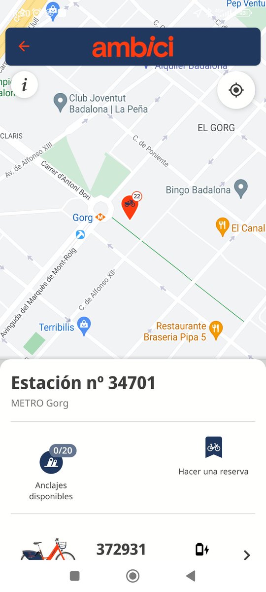 Cuart_6's tweet photo. @ambici_oficial jueves 28, por tercera vez en esta semana, POR TERCERA VEZ, la estación de Gorg está llena en hora punta. https://t.co/oEWVzl41Gj