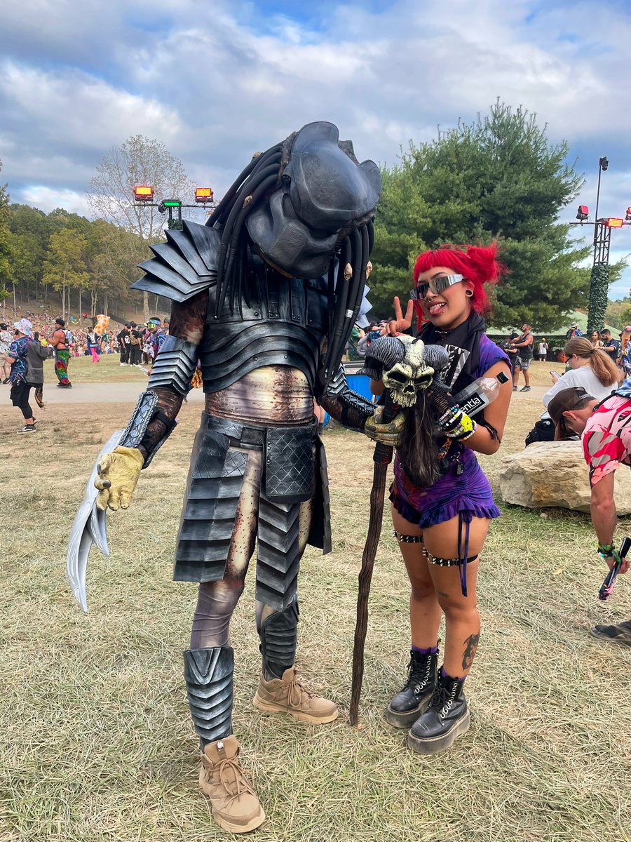 sadistickim's tweet photo. Lost Lands🦖🦕💚 #lostlands https://t.co/6UbOIQHcVs