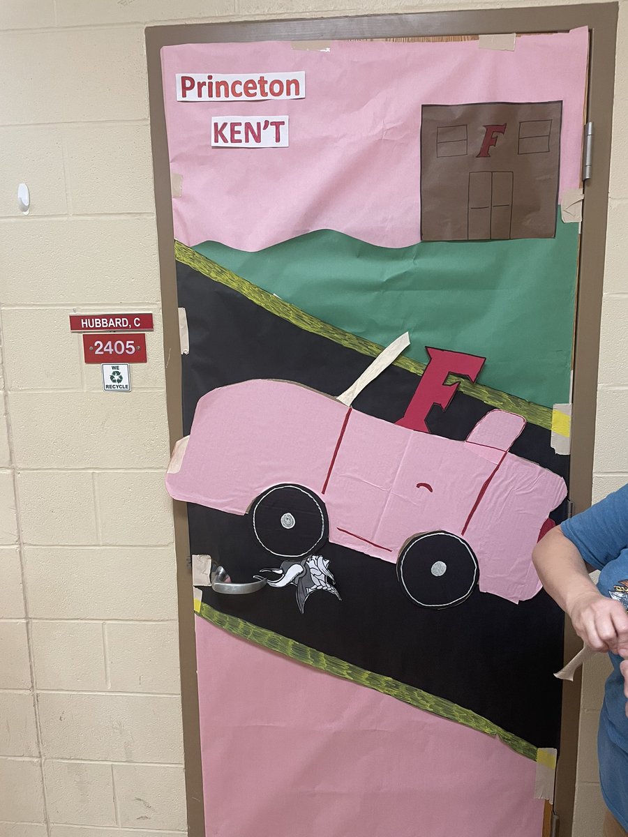 These HoCo door decorations are amazing!!! Glad I don’t have to choose the winner!!! #FairfieldPride