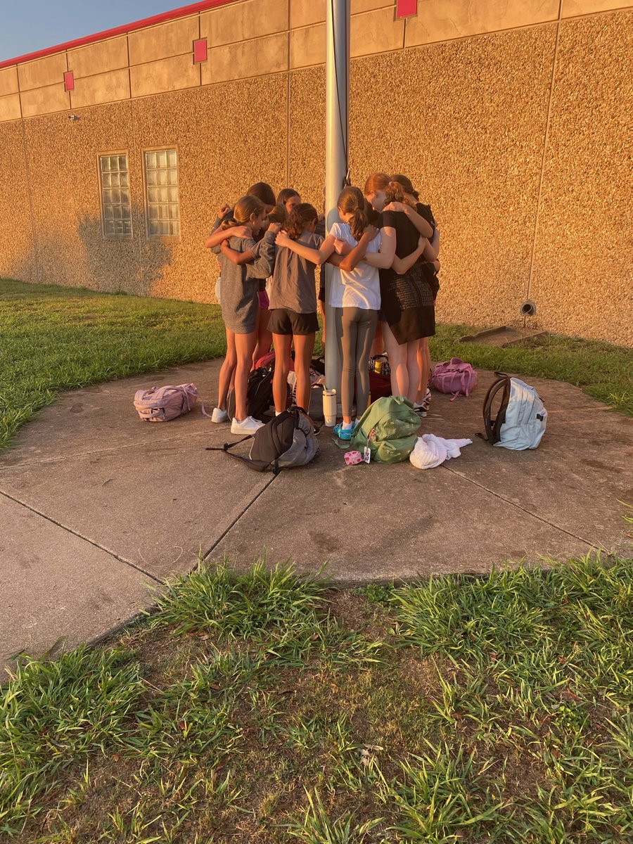 Lorena_Middle's tweet photo. LMS had a number of students who chose to take part in today’s National See You at the Pole. #TheLeopardWay https://t.co/scjQEq4qXA