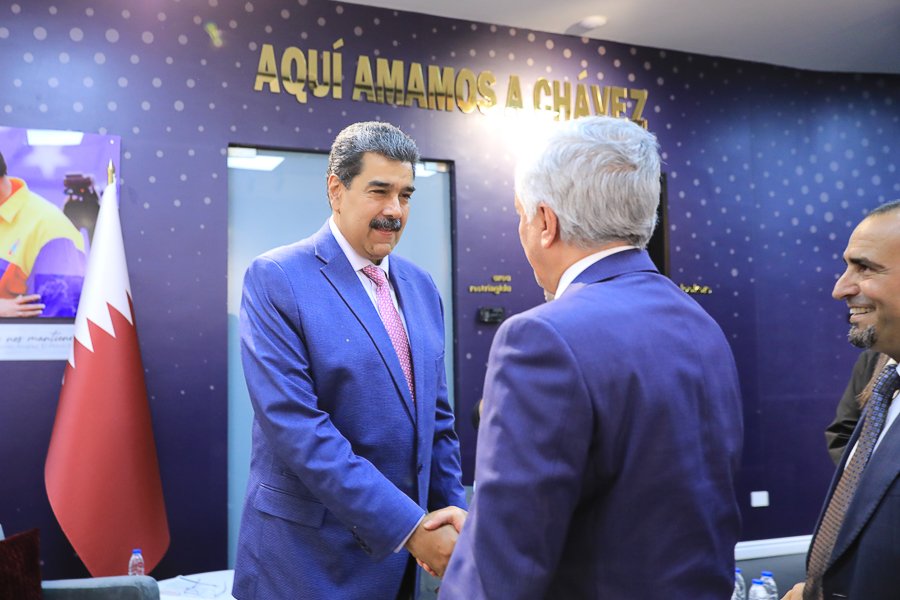 Recibí cordialmente al Ministro de Estado para Asuntos Exteriores del Estado de Qatar, Sultán Bin Saad al – Muraikhi para continuar profundizando las alianzas conjuntas en pro del bienestar, el desarrollo y el crecimiento de nuestras naciones. ¡Bienvenido siempre a la Patria de