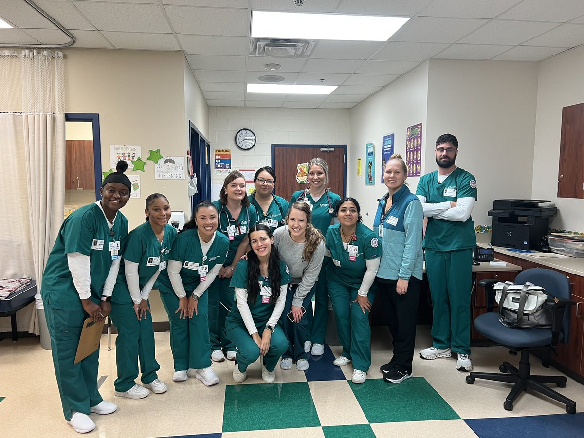 MajorElementary's tweet photo. Safety Team huddle and our Nurse students were amazing! Shout out to District’s Nurse Rachel Clark for making it happen for our students for their vision and screening test! Way to go! #safetyisapriority #MajorAllStars https://t.co/IN4BqNfyKO