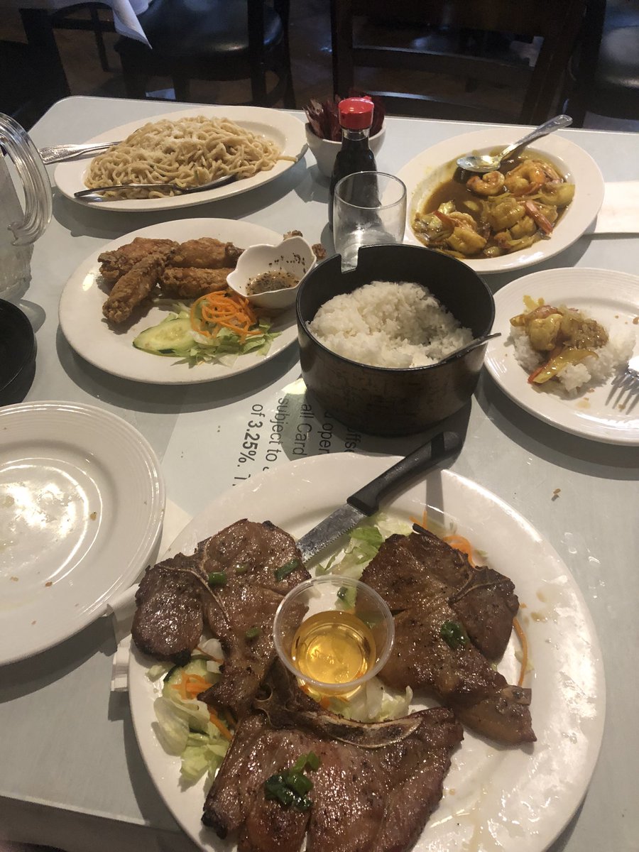 anthonysilva77's tweet photo. Last call at #LeCheval. Me and @CashGab85 with a date night dinner at one of our favorite spots. Bummed to see them close soon but worth the wait tonight. Thanks for all the great food! 🙌🏼 https://t.co/EjuCOlhizP