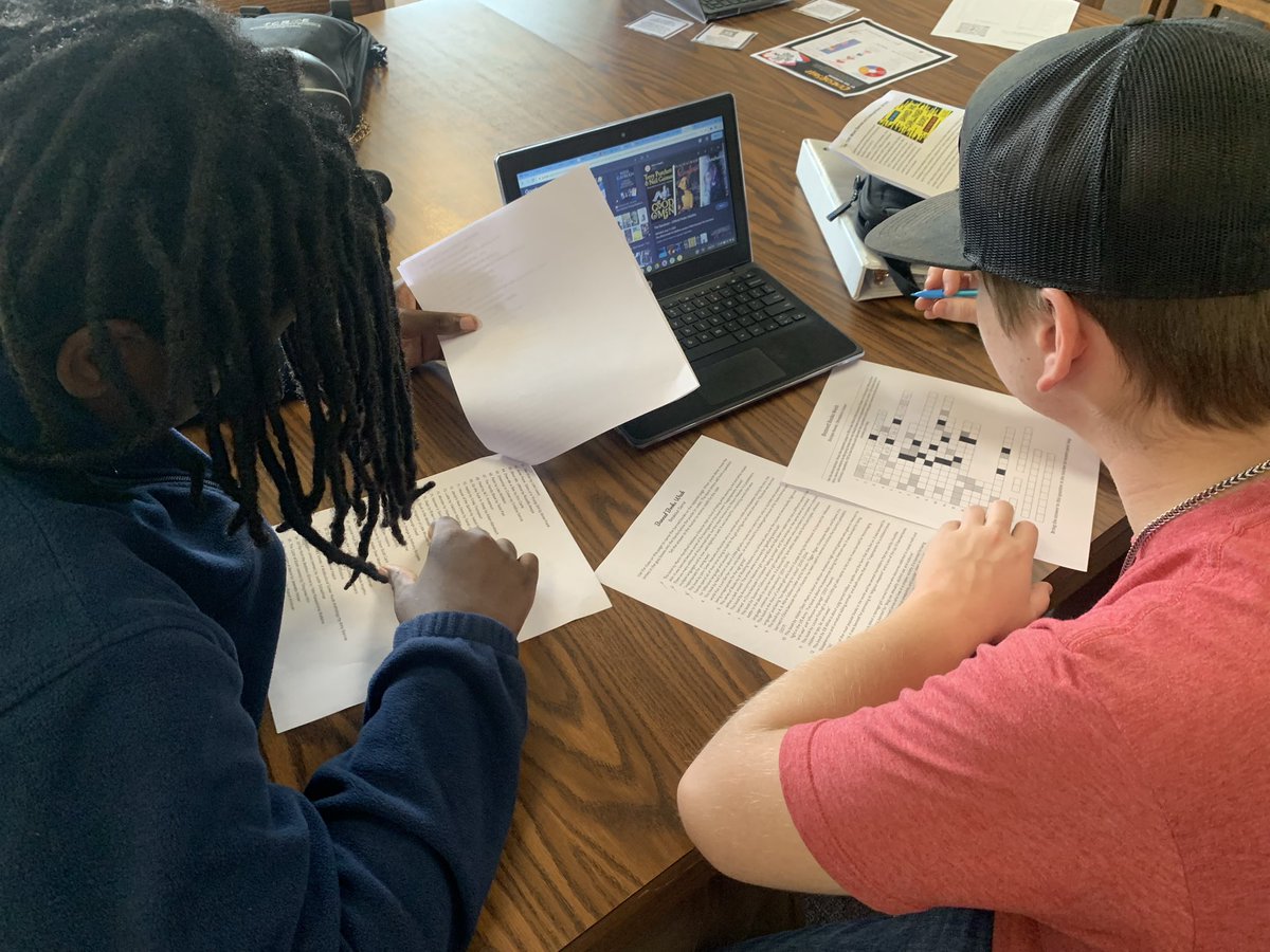 kcmteach's tweet photo. CHS Ss are learning about #BannedBooksWeek and exploring concepts of #censorship and titles that have been historically challenged/banned via digital Breakout challenge. #CHSJourneyForward @teacherPtweets @hrogers1618 @TCBOE @CburgHigh https://t.co/cNarxAJ1LT