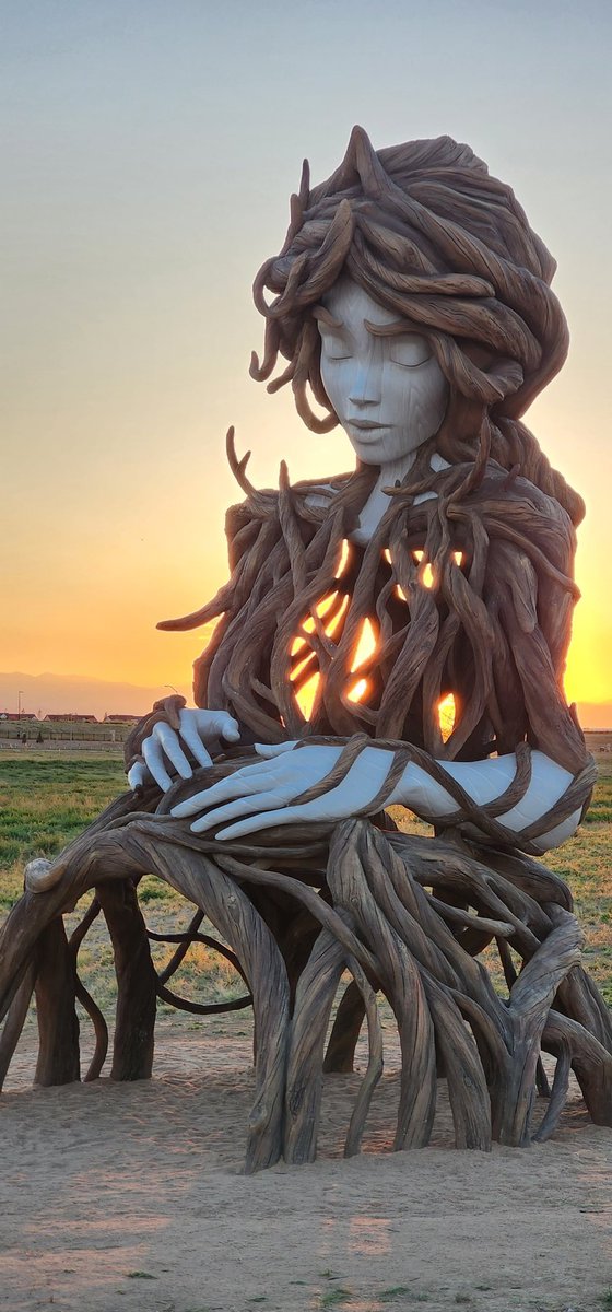 dL@w. . . 2 + 2 = 5 . . groooovin tweet media