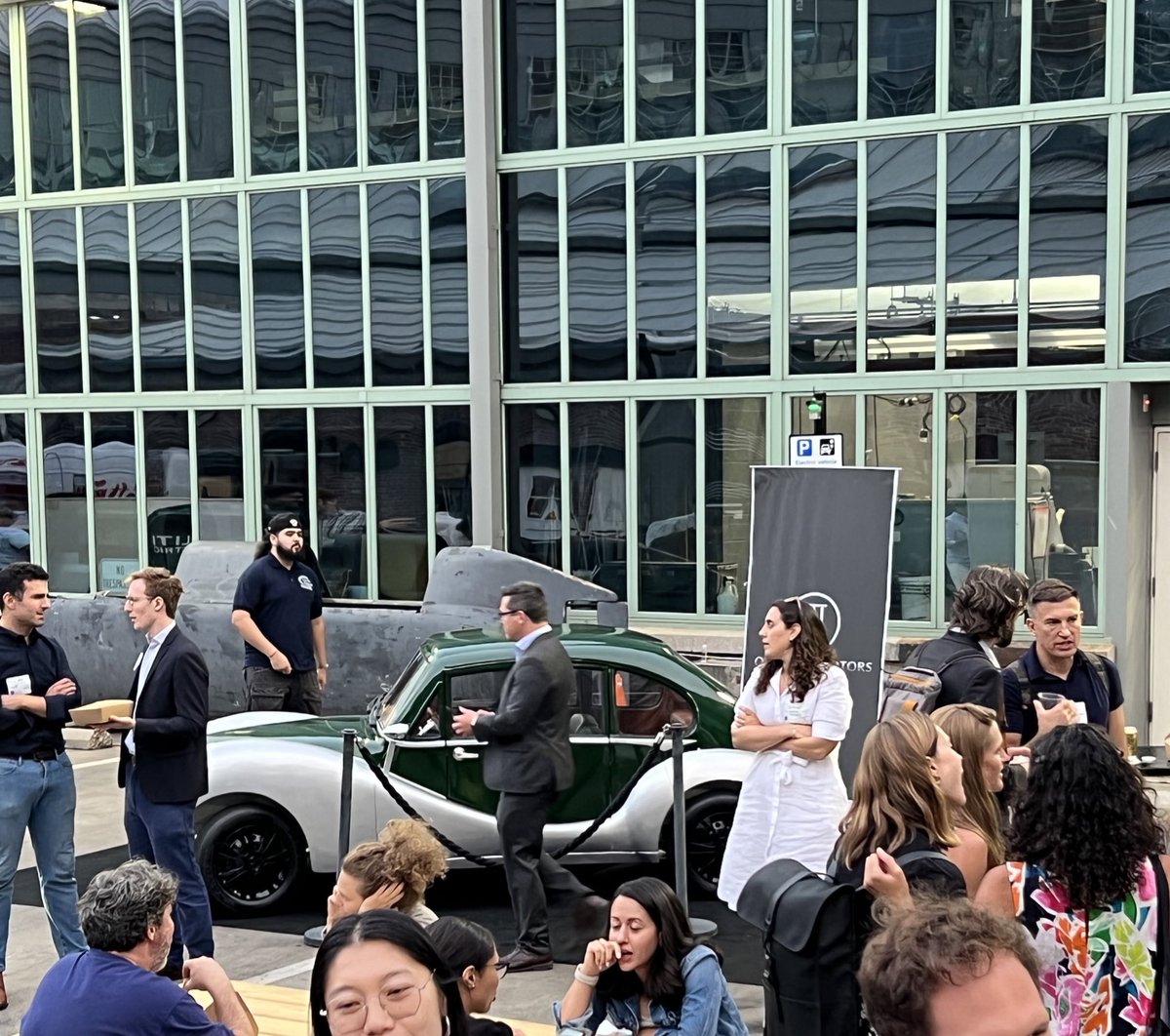ErenCanarslanX's tweet photo. We are proud to introduce the Olympian Model O1 for NYC Climate Week! 🌿⚡️
Timeless electric vehicles by Olympian Motors.
Thank you everyone for joining us...This is just the beginning.
#modelO1 #modular #ev
@OlympianMotors @ClimateWeekNYC @Newlab https://t.co/qqmH5COfPZ