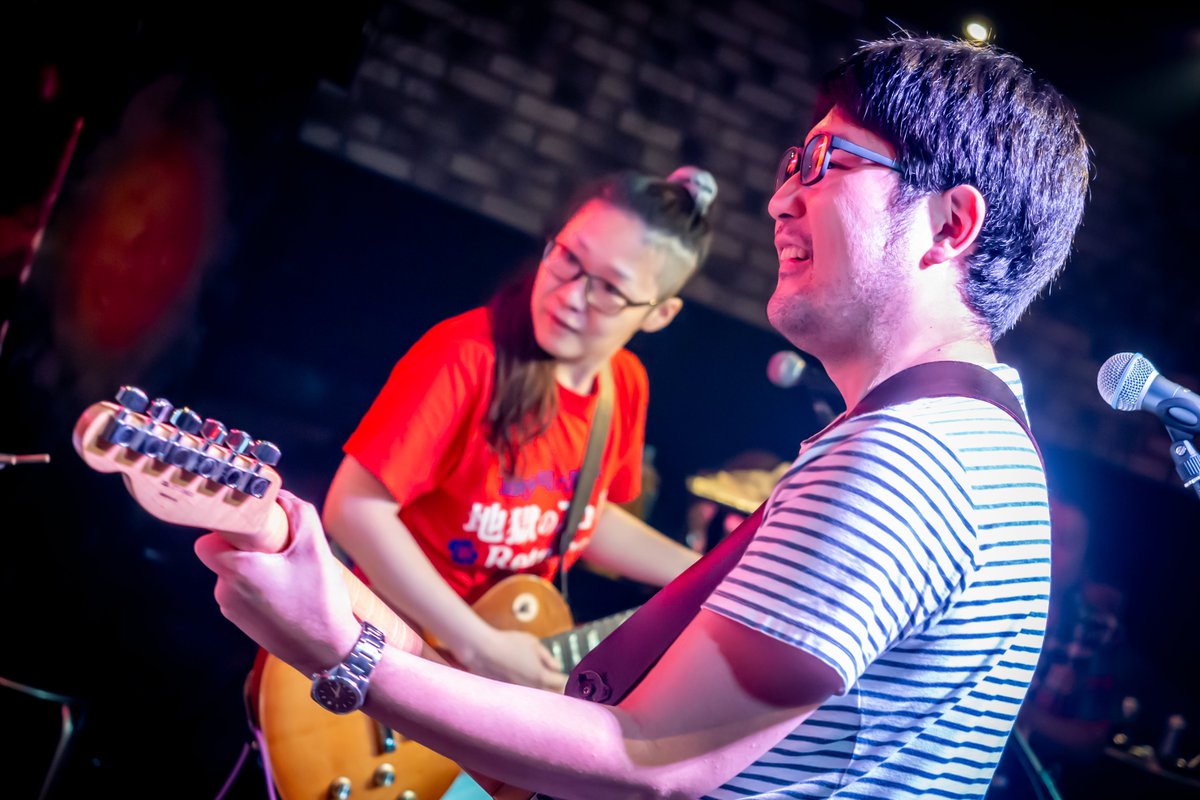 tokyobanken's tweet photo. 9月ばんけん、お次は #Weezer こぴばん😄
すいませんweezerTシャツは持ってなかったんで筋肉少女帯人間椅子のバンTになっちゃいました😳
#文化祭感しかないTシャツ
#なんかボーダー率高い
#いい笑顔
#PerfectSituation
#ばんけん
#バンド好きな人と繋がりたい
#photo
#写真好きな人と繋がりたい https://t.co/Hir8DxA9tm