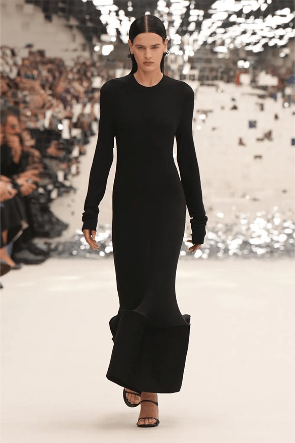 Deathanny13's tweet photo. #AcneSS24 #PFW https://t.co/ByIkK0VPis
