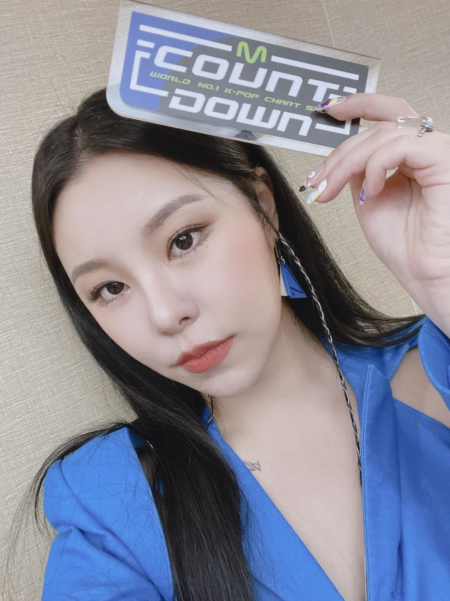 mushievhs's tweet photo. ⠀
⠀
⠀⠀⠀⠀⠀⠀⠀⠀╭ ◜ ୨ ᖭི༏ᖫྀ ୧ ◝ ╮
⠀⠀⠀⠀⠀꣸ い 𝕛oa𝓼ta𝑔ram u𝕡da𝓽e 📸 .♡𝆬
⠀⠀⠀⠀⠀⠀⠀𓊈 𝚠a𝕥er𝑐o𝔩or ֺ 𝚜t𝕒gė ׅ ✺ 𓊉⠀

⠀⠀⠀⠀⠀⠀⠀⠀ https://t.co/JCv2XVxLhv