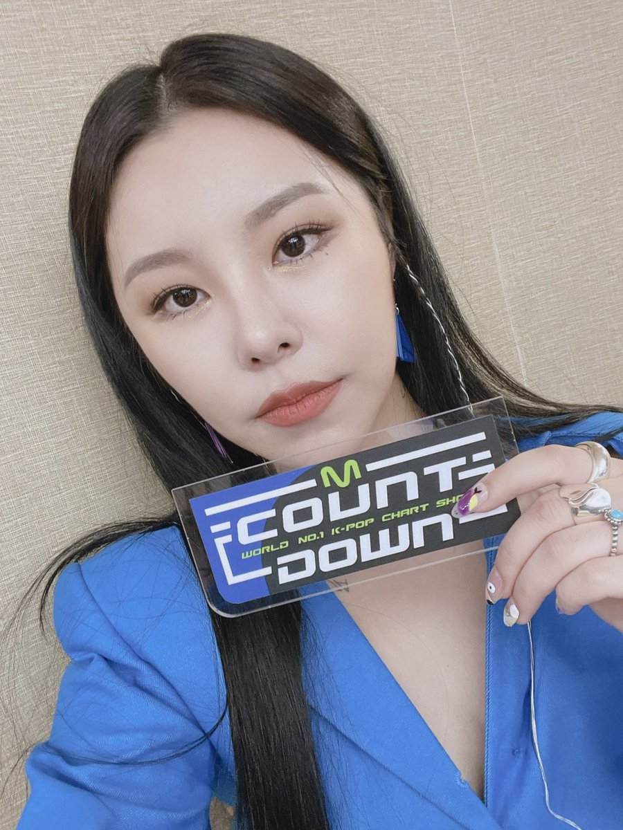 mushievhs's tweet photo. ⠀
⠀
⠀⠀⠀⠀⠀⠀⠀⠀╭ ◜ ୨ ᖭི༏ᖫྀ ୧ ◝ ╮
⠀⠀⠀⠀⠀꣸ い 𝕛oa𝓼ta𝑔ram u𝕡da𝓽e 📸 .♡𝆬
⠀⠀⠀⠀⠀⠀⠀𓊈 𝚠a𝕥er𝑐o𝔩or ֺ 𝚜t𝕒gė ׅ ✺ 𓊉⠀

⠀⠀⠀⠀⠀⠀⠀⠀ https://t.co/JCv2XVxLhv