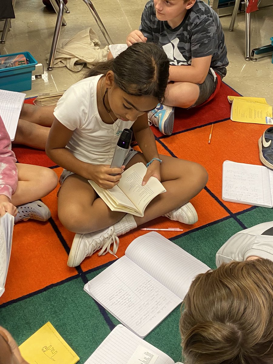 Mrs. Bratton tweet media