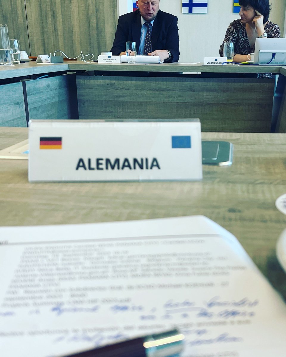 j_schmillen's tweet photo. Ein interessantes und informatives Treffen mit dem stellvertretenden Generaldirektor von Echo, Michael Köhler. 

Una reunión interesante e informativa con el Director General Adjunto de Ayuda Humanitaria y Protección Civil de la Ü (Echo), Michael Köhler. https://t.co/L18aa92j3j