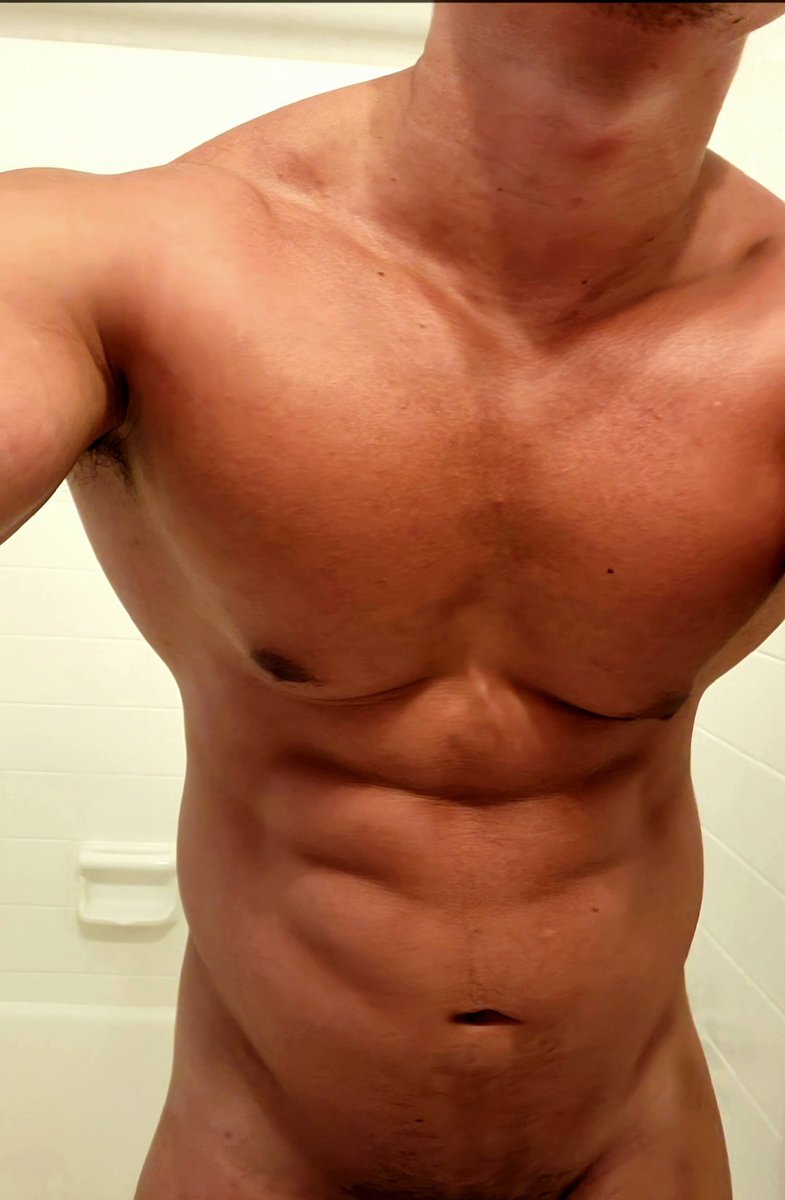 brockfitt's tweet photo. Shower time? https://t.co/YBgmQ3dwgs