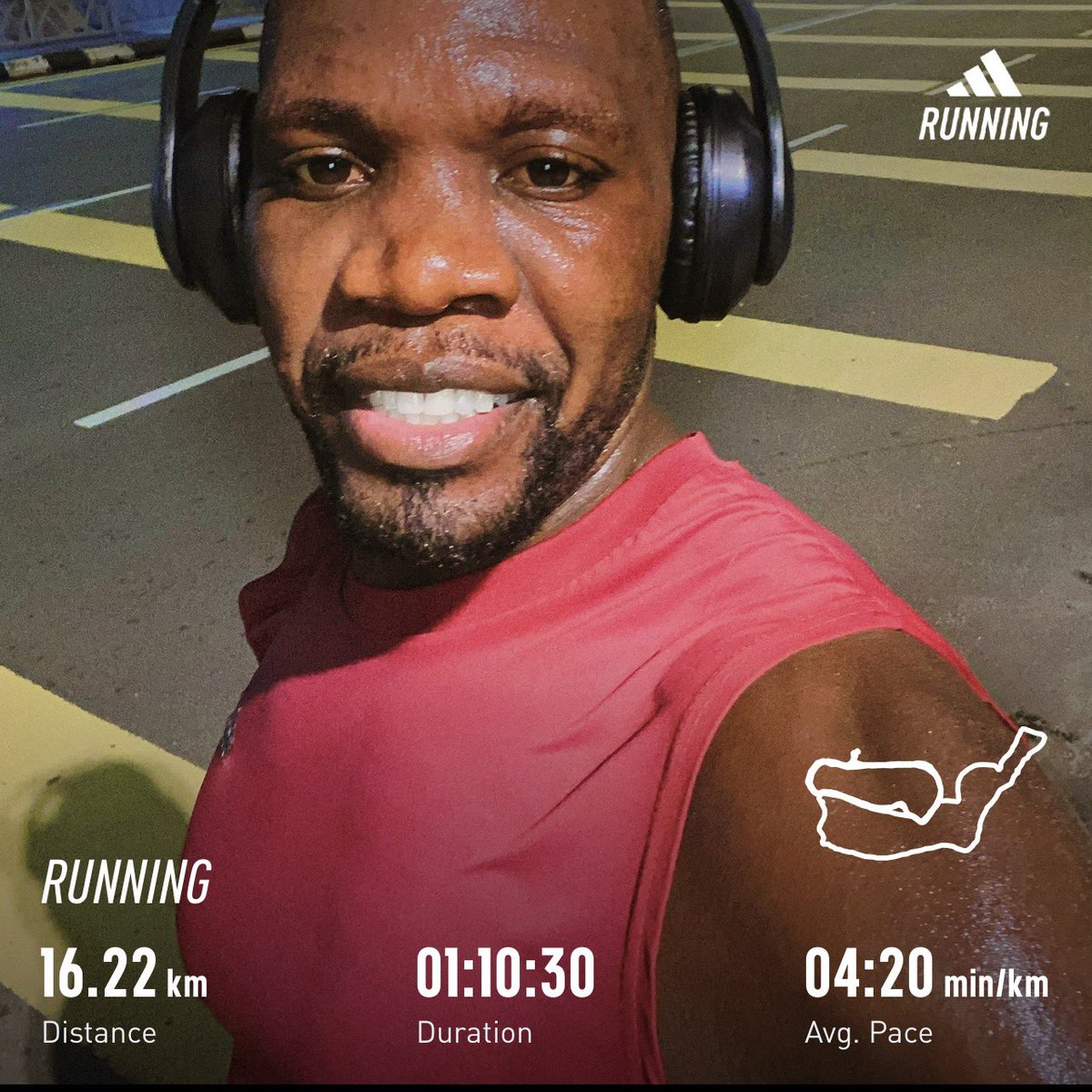 arthurKadima's tweet photo. It's not about beating the clock, it's about conquering the distance.
#RunningWithSoleAC
#runningwithtumisole
#runwitharthurk
#nikerunning
#adidasruntastic
#runaddicted
#halfmarathon
#IPaintedMyRun 
#RunningWithLulubel
#Run2023
#NeverGiveUpFindAWay 
#EliudKipchoge https://t.co/LnQbiRyo4U