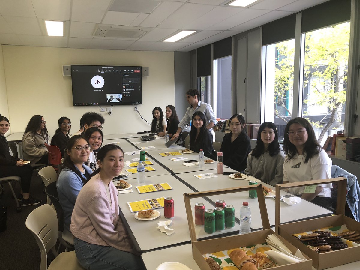 UNSW School of Optometry and Vision Science (@unswoptomvsci) on Twitter photo Thanks to <a href="/LNivisonSmith/">Dr Lisa Nivison-Smith</a> for organising our Vision Science Honours Information Session for our stage 2&3 students today. Special thanks to our speakers who have taken the time to talk about how undertaking vision science honours led to their current career #visionsciencehonours Thanks to <a href="/LNivisonSmith/">Dr Lisa Nivison-Smith</a> for organising our Vision Science Honours Information Session for our stage 2&3 students today. Special thanks to our speakers who have taken the time to talk about how undertaking vision science honours led to their current career #visionsciencehonours