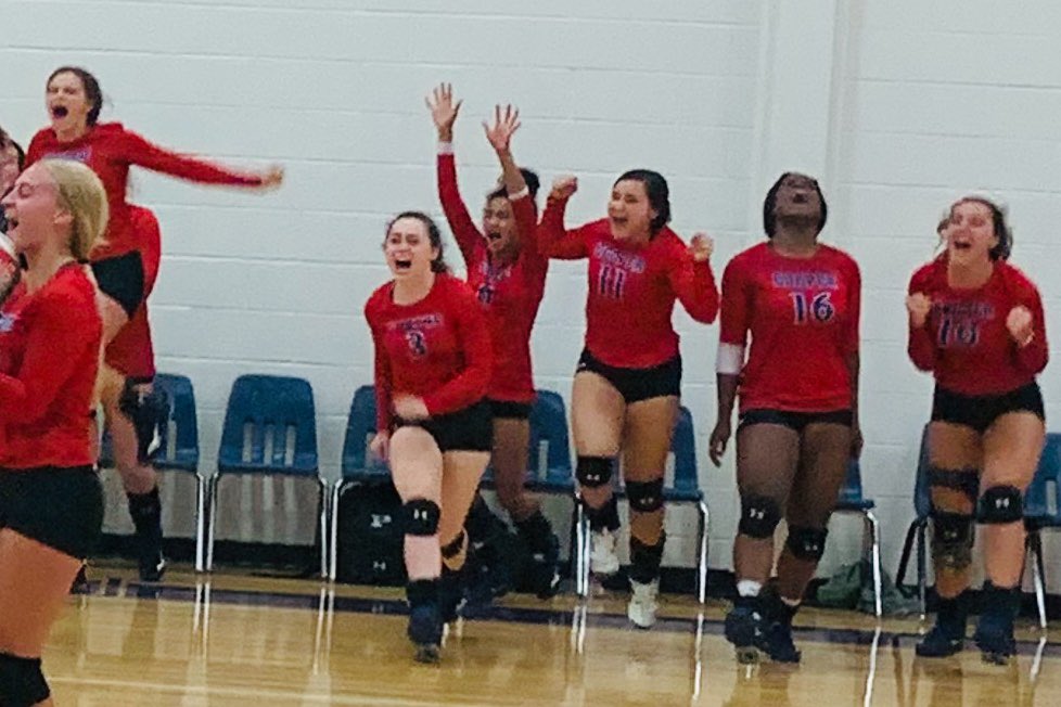 CoogVolleyball's tweet photo. Success is when you understand the value of playing  with passion for your teammates….it will change your life! 
Coog Love! 💙🏐❤️

Find a group of people who challenge and inspire you, spend a lot of time with them, and it will change your life.
- Amy Poehler https://t.co/bjDEa7H2wt