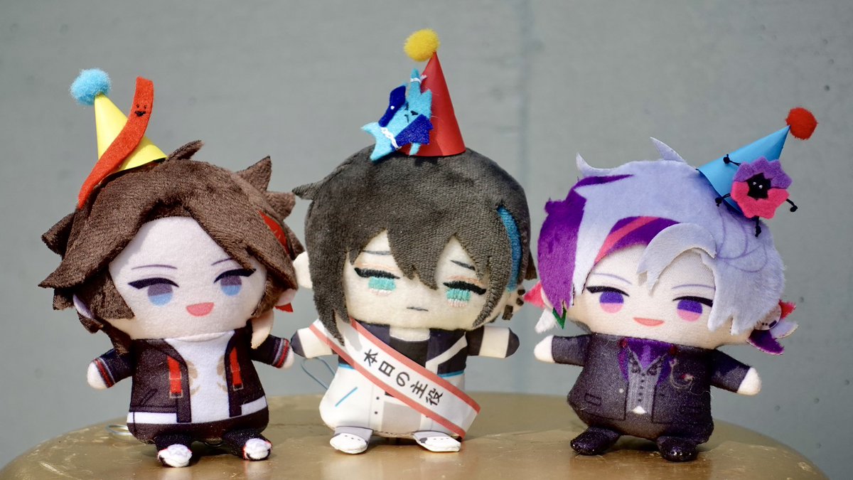 phl_purple's tweet photo. 🎂🎉🎈
#灰画
#黛灰誕生祭2023

まゆぱぺを作ってみたよ🧵🪡 https://t.co/pE7fGzjoQY