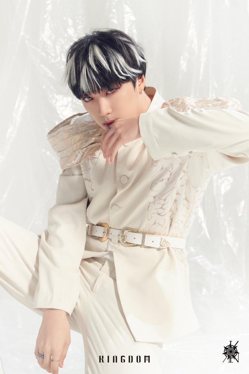 hao_about_no's tweet photo. ✨the Arthur pose✨ https://t.co/8iLIXuVoAe