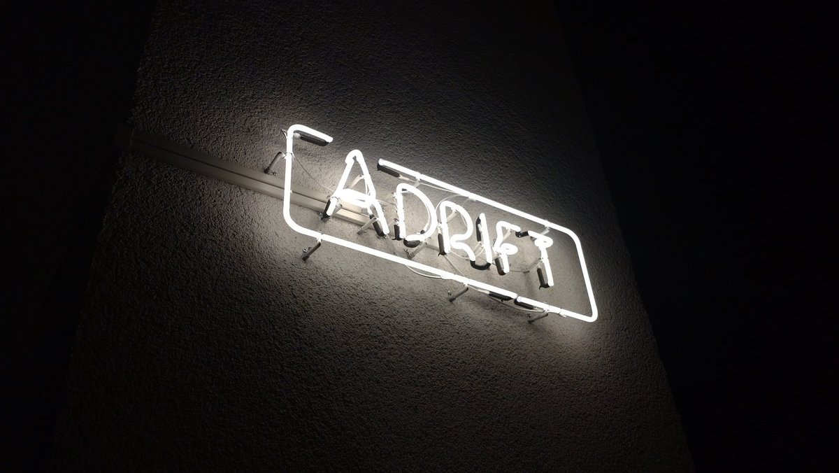 kayo_lav's tweet photo. 9/27 IN THE FLIGHT 7th Anniversary 『Advent Calendar』@下北沢ADRIFT
最高に楽しかった😆✨どのライブも素晴らしい中お初のsumika_c可愛いくて癒やされた😌✨UEBOさんO.A.は弾き語りでユウキカナヤ氏と🎶セトリ最高！カッコ良かった😊💗

#DJSHOTA
#YAMORI
#UEBO
#kojikoji
#sumika_c
#intheflight https://t.co/5PBeTzYpoh