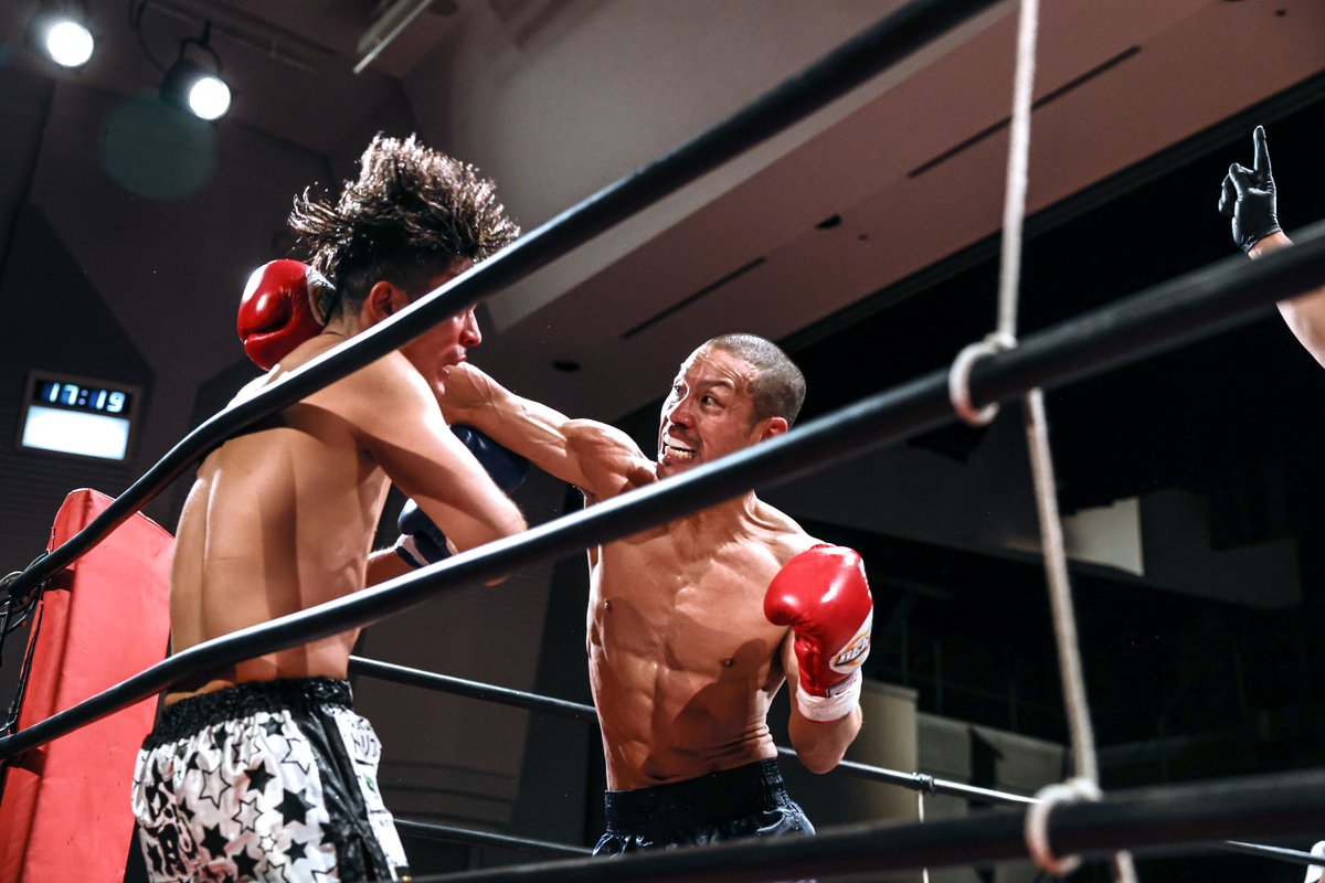 BOUTREVIEW/バウトレビュー tweet media