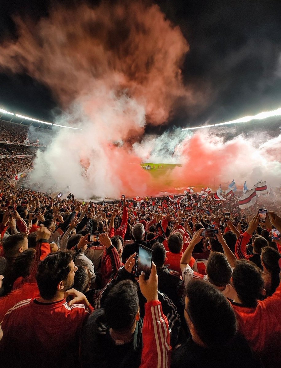 Feliz día al hincha más fiel , el que nunca abandona, feliz día hincha de River