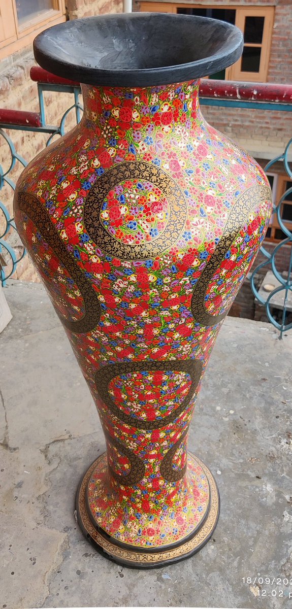 NaveedSoleStar's tweet photo. Paper Machie Handmade Designs and Crafts https://t.co/SVgnRNvD69