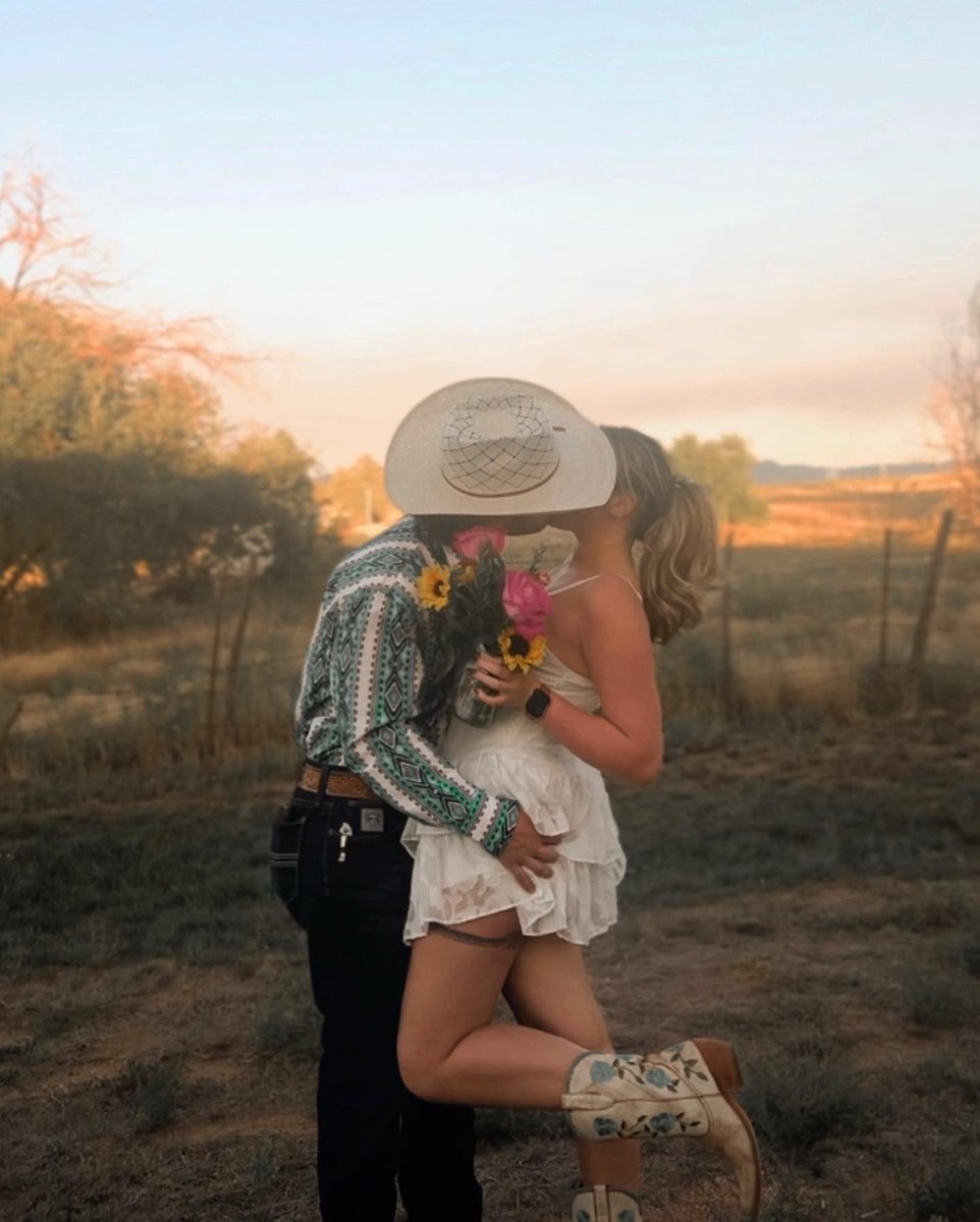 Q🏜🤠 tweet media