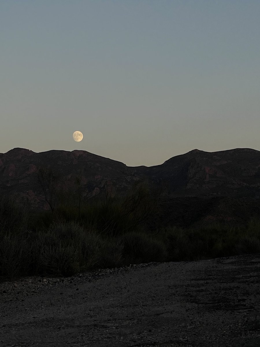 LyfInTransit's tweet photo. I’m still trying to figure out if it was a sunset walk or stroll at moonrise! Walking in the shadow of Sierra Cabrera feels like moonwalking 😊

Location: Spain’s southern region #Andalusia where I walk more, ride 
less for better connections! 

#1_tip_a_day 
#30daysofSpain https://t.co/er7DsISAJq