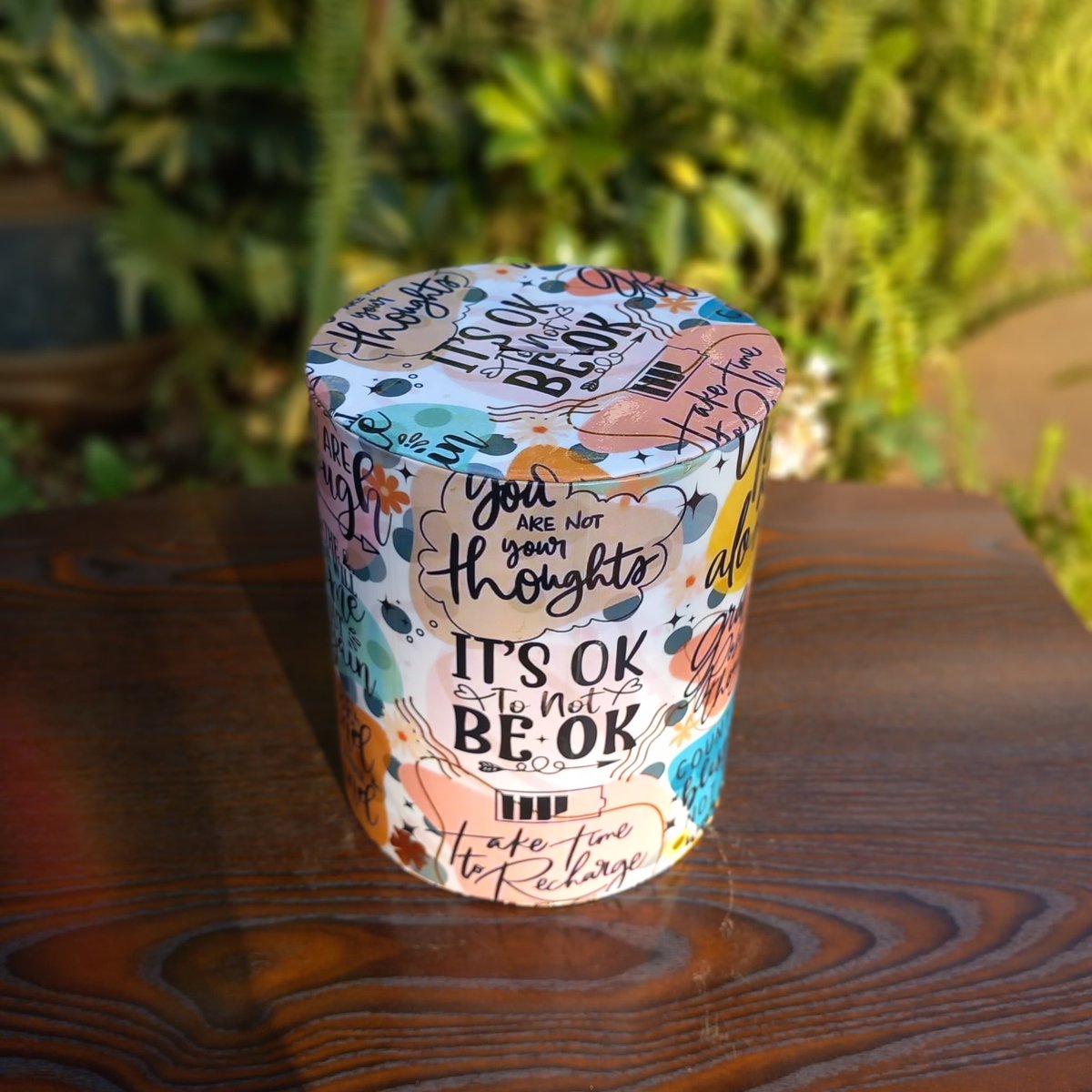 finesavingsug's tweet photo. A few beauties from our affirmations edition. At prices as low as 8000UGX, get yourself,or gift a loved one with a beautiful reusable saving tin from our many collections that have a variety of prints and sizes. Contact 0757264558 to place your order today. https://t.co/16hYAfk1jj