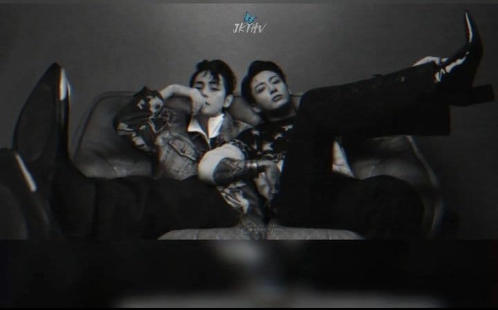 _taegguk_luv_'s tweet photo. 😵😵😵😵 TAEKOOK ?!?!???? OMGGGG WHO DID THIS EDIT ???? https://t.co/Huh6F3DffA