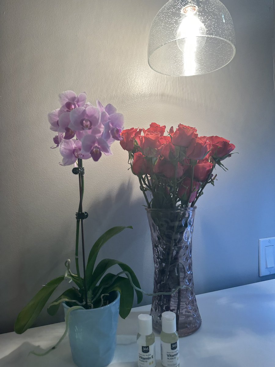cchiinnk's tweet photo. like the oil i needed but the flowers i DONT https://t.co/FAhGiQ4ah3