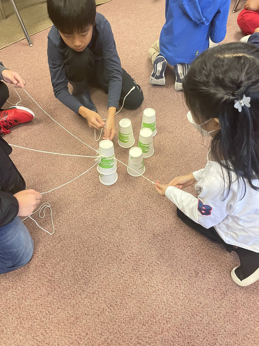 melanie 🐾 tweet media