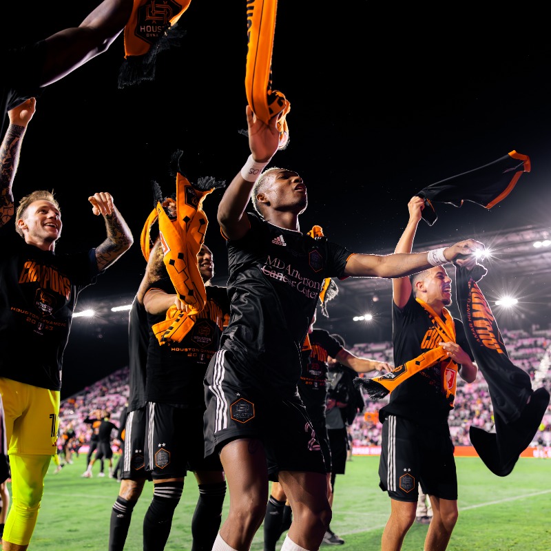 MLS's tweet photo. A night to remember. 💭 

#HoldItDown