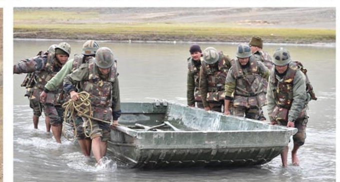 india_narrative's tweet photo. Northern Army Commander Lt Gen Upendra Dwivedi visited forward areas of #Ladakh to review operational preparedness and witnessed integrated training involving the #IndianAirForce: Indian Army officials
#INDefence #IndianArmy #DhruvaCommand @prodefleh @IAF_MC https://t.co/dTXeoR81A0