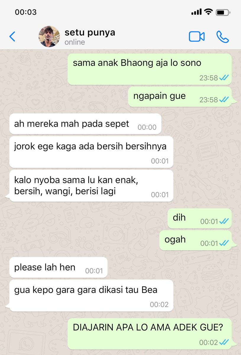 MILEEYEBRO's tweet photo. #RWRB #FirstPrince au

"𝙝𝙮𝙜𝙜𝙚"

Temenan udah hampir mau tujuh tahun, tapi apa iya salah satunya gak ada yang mendem rasa? https://t.co/NIan3iExM0