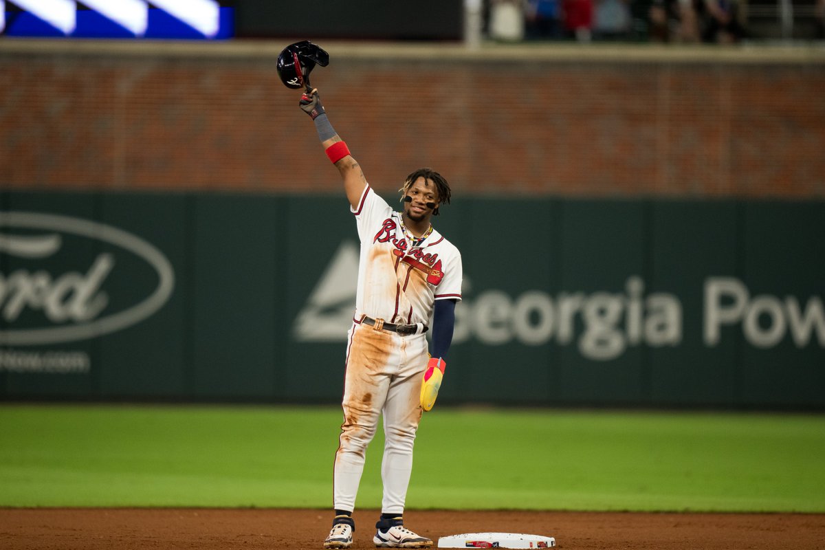 MLB's tweet photo. The moment Ronald Acuña Jr.  j̶o̶i̶n̶e̶d̶ created the 40/70 Club. https://t.co/6jeTmwtoBI