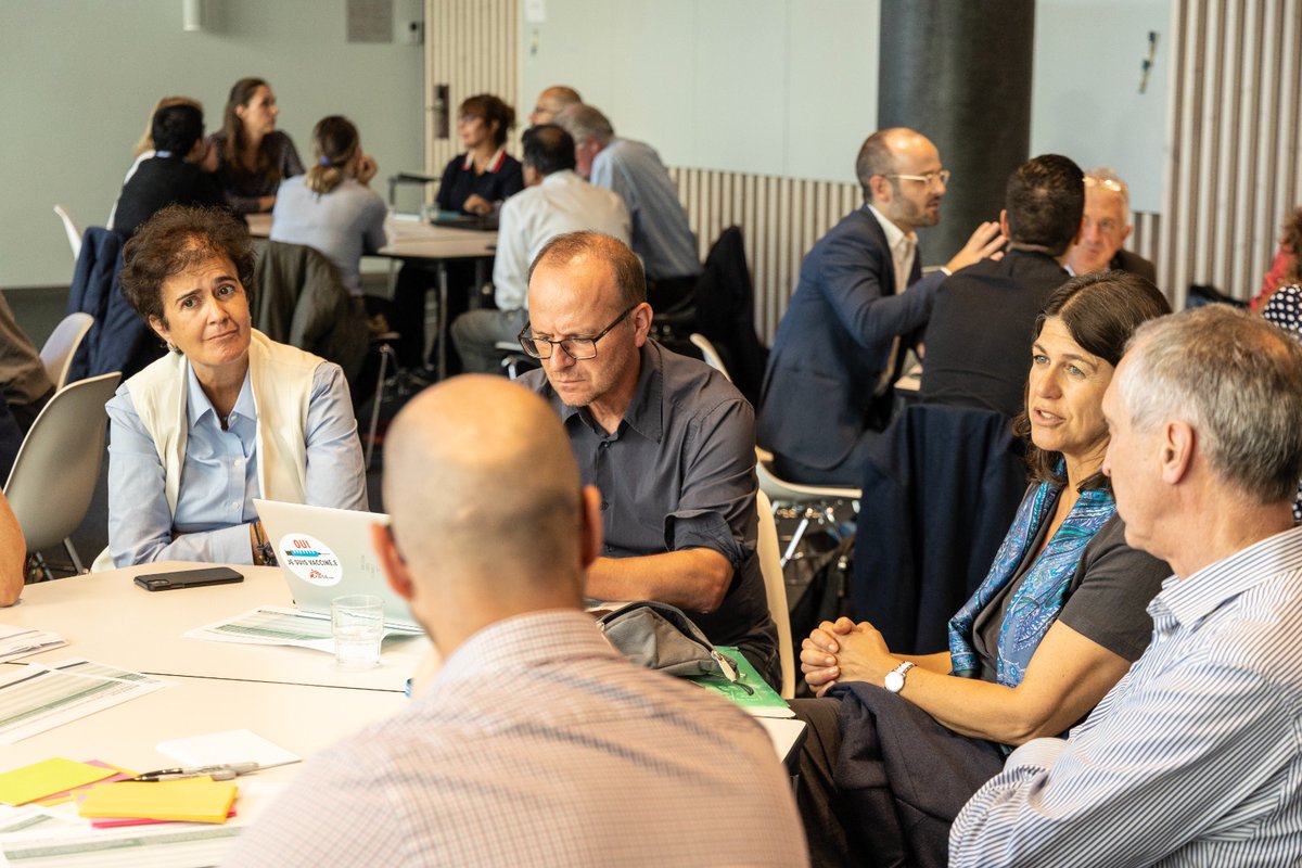 PCuresResearch's tweet photo. Last week, we met with the #snakebite envenoming community to discuss how to stimulate R&D & build momentum for better outcomes
Many thanks to all attendees & @UNIGEnews, @MSF, @Genevaforum, @wellcometrust, @WHO, @DNDi & @MarktAccessAfri for their contributions 🙏 #ISBAD https://t.co/yQdsNKskmX