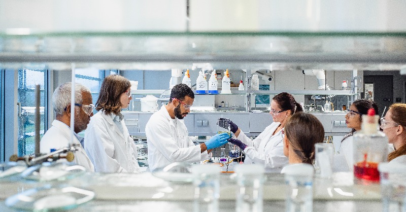 NatureCustom's tweet photo. The Health and Life Science Alliance opens doors for early-career researchers. #AdFeature with @ResearchLifesci
