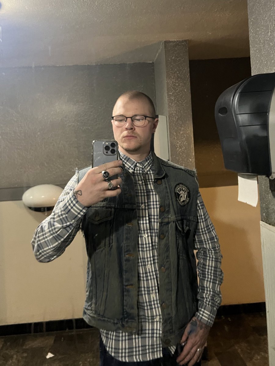 Boot (They/Them) tweet media